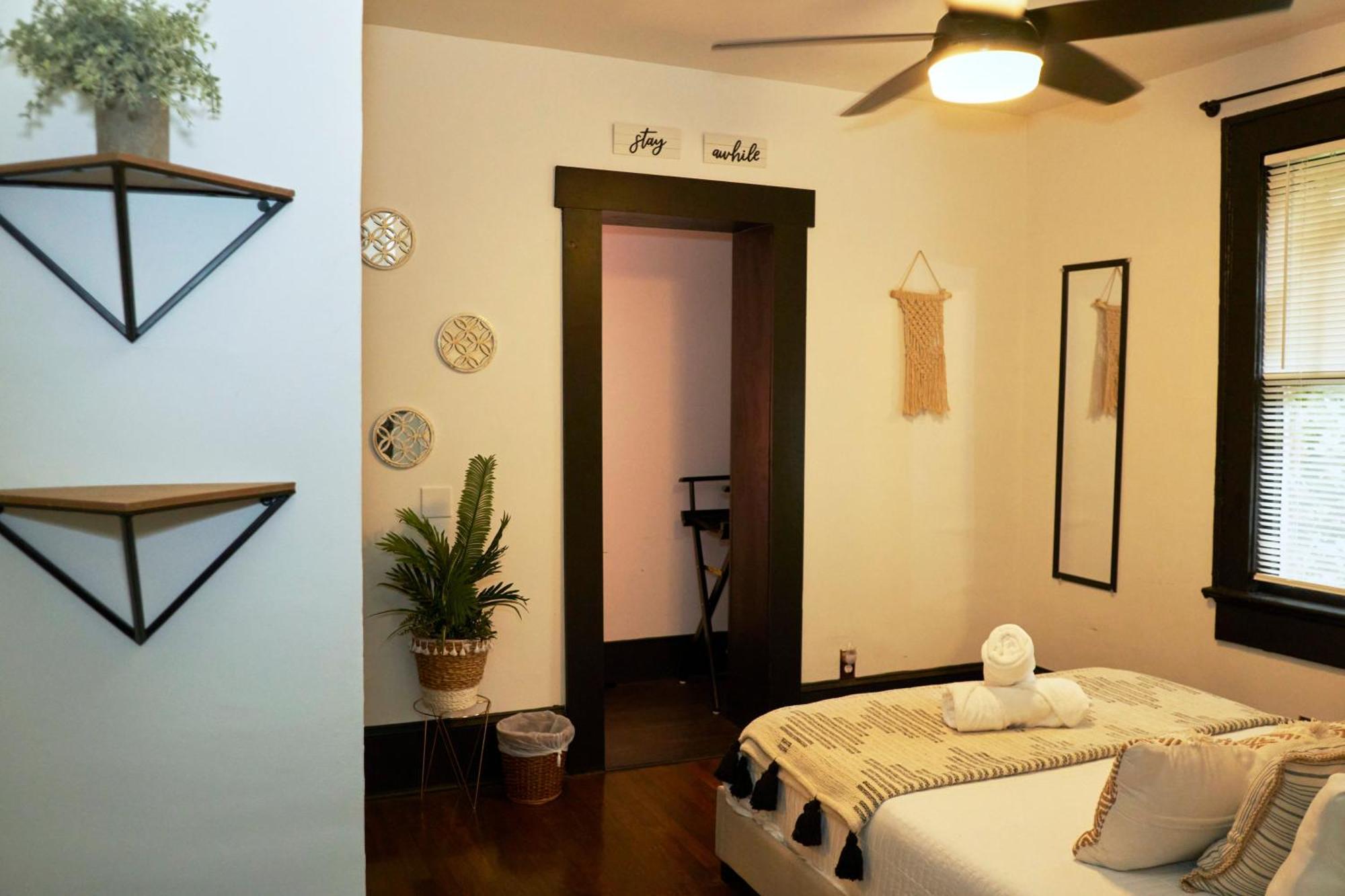 Cozy Atl Getaway - 5 Min From Airport & Downtown Villa Atlanta Eksteriør bilde